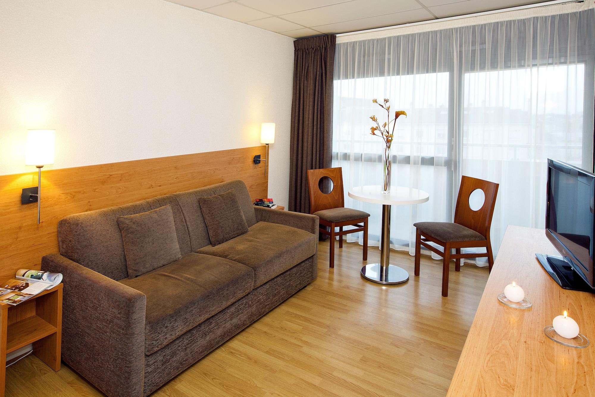 Sejours & Affaires Rennes De Bretagne Aparthotel Exteriör bild
