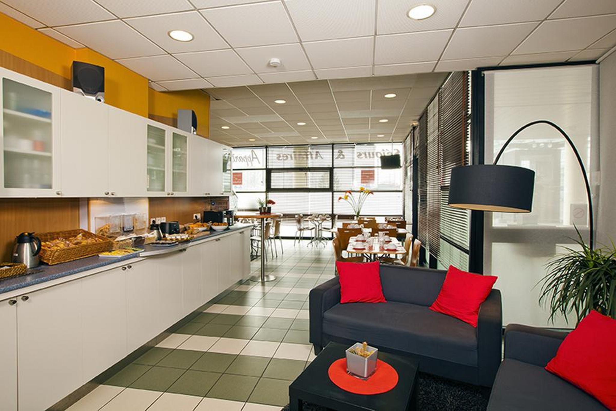 Sejours & Affaires Rennes De Bretagne Aparthotel Exteriör bild