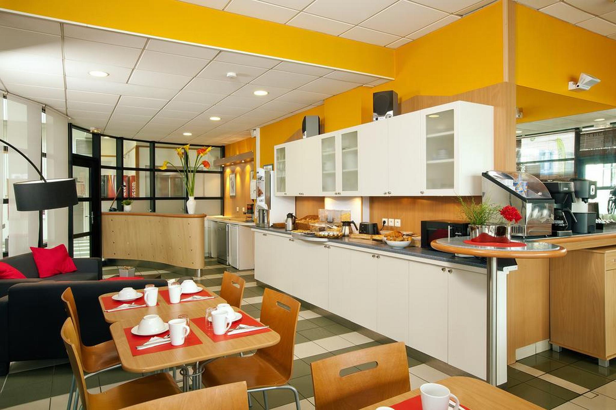 Sejours & Affaires Rennes De Bretagne Aparthotel Exteriör bild